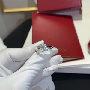 18k platinum 1895 classic single diamond ring JZC40