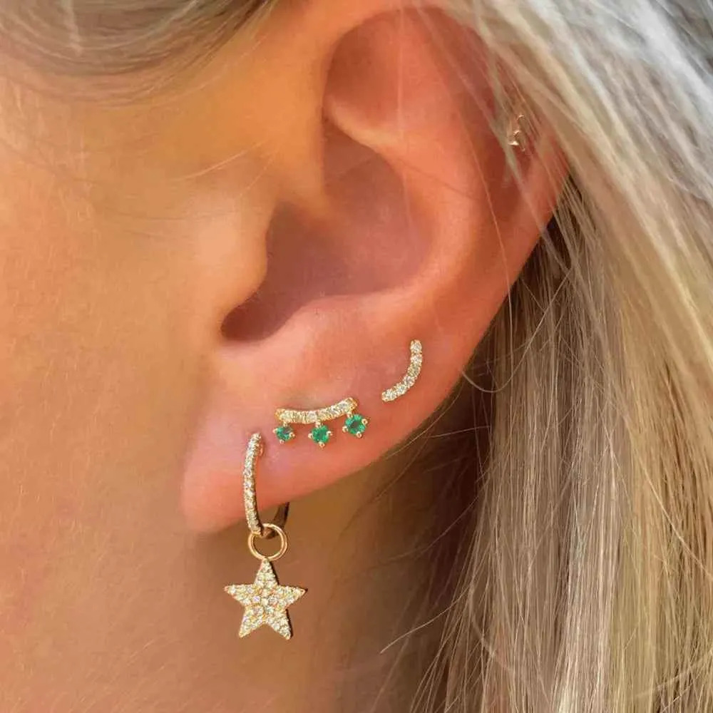 925 Sterling Silver Stud Earrings Charm Jewelry - Small Crown Shape - Xm350