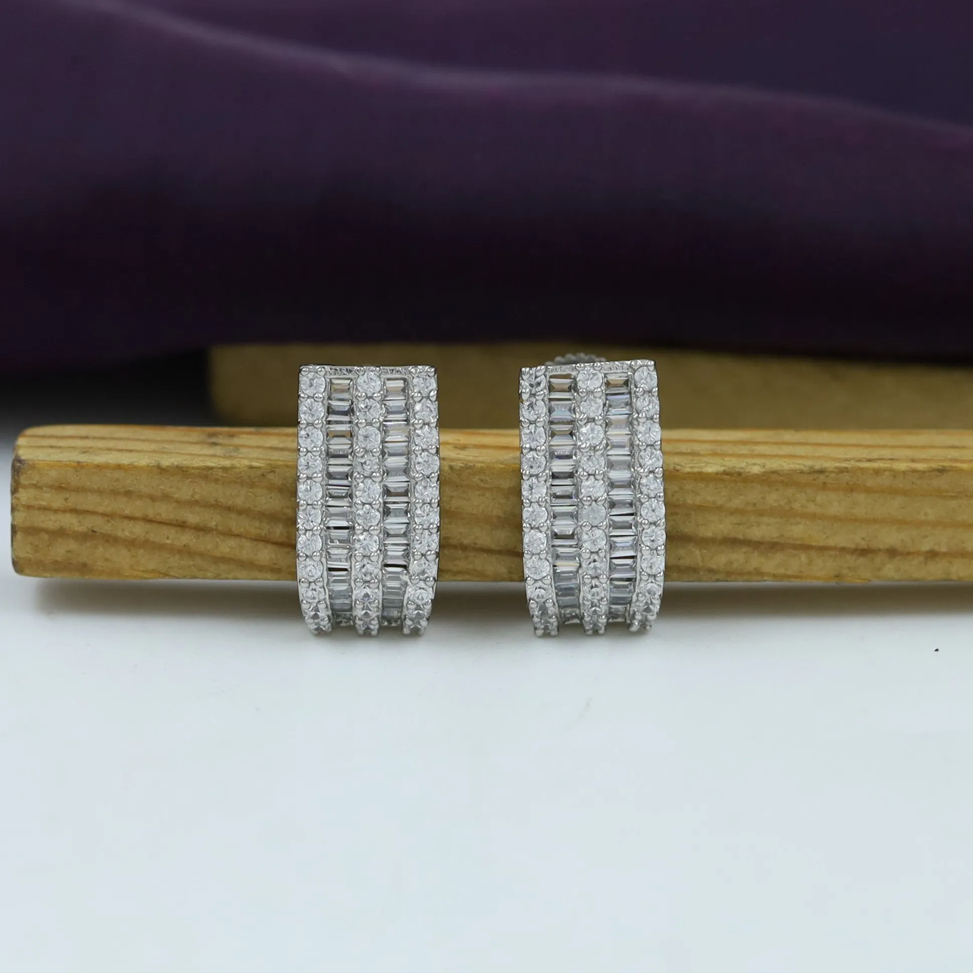 Bali Zircon/AD 3198-11