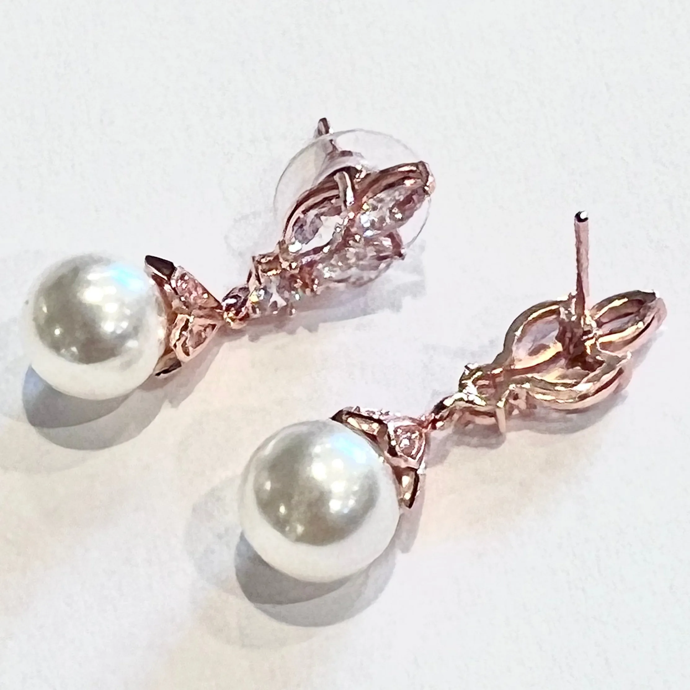 Delicate Cubic Zircon Leaf Dangle Earrings for Women Fashion Round Imitation Pearl Bridal Wedding Jewelry