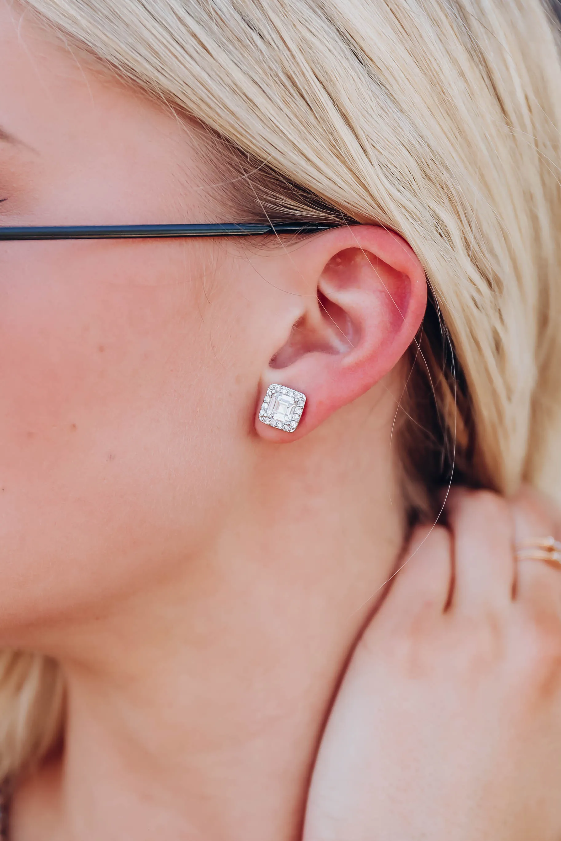 Evanne Stud Earrings - Silver