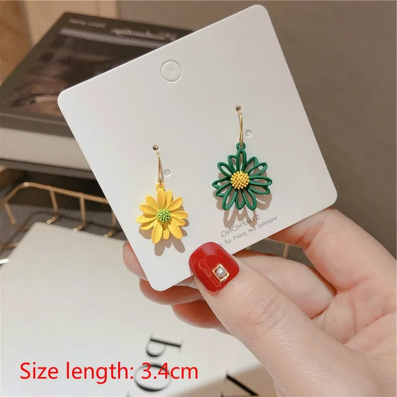 Mismatched Daisy Inspired Earrings